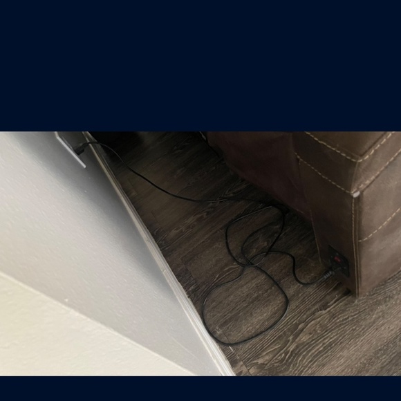 Couch - Picture 3 of 6